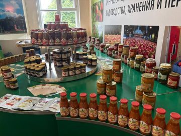 Крымская делегация на  XIX Всероссийской выставке «День садовода – 2025»